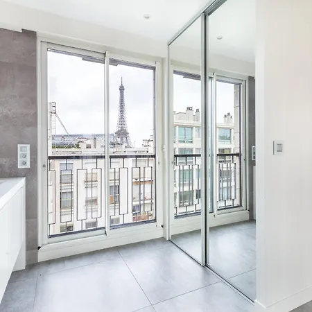 Luxury Eiffel Tower View - 16 דירה פריז