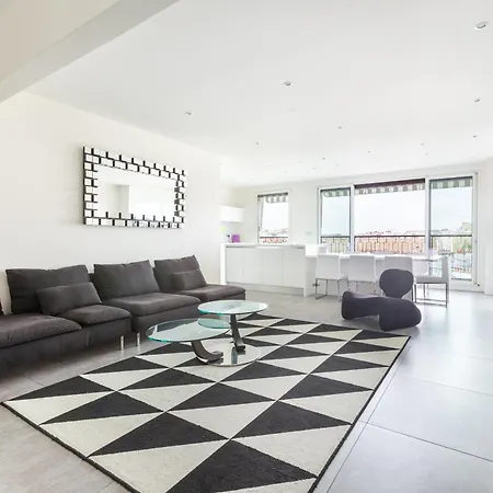 Luxury Eiffel Tower Apartman